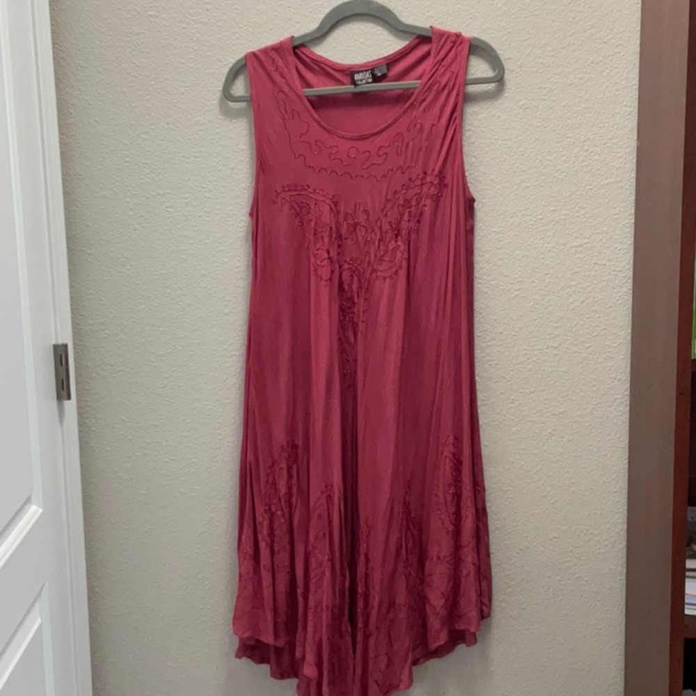An Amanda’s Collection Dress  (Free Size, a radiant pink, with 100%rayon